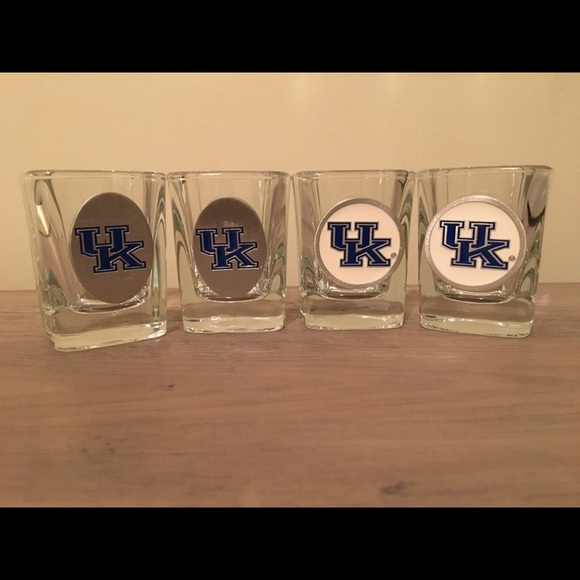 UK Wildcats Shot Glasses